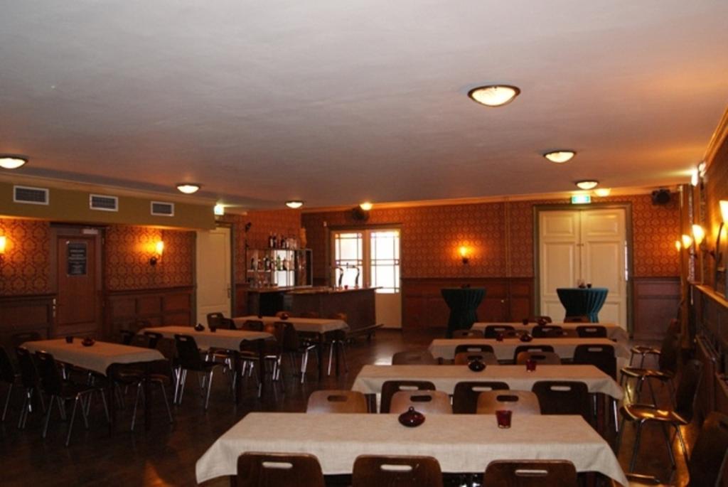 Steenderen Hotel Cafe Zaal Heezen المظهر الخارجي الصورة